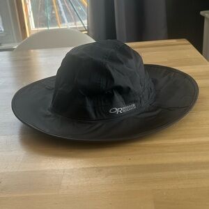 Chapeau Outdoor Research imperméable noir – M – rebord magnétique
